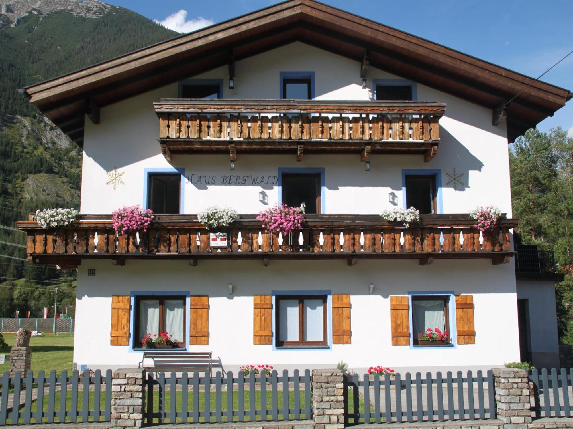 Apartment In Bichlbach With A Shared Sauna Eksteriør bilde